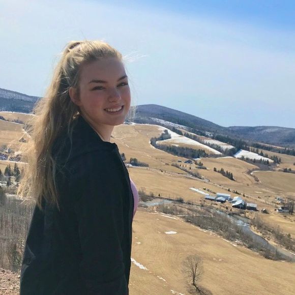 Meet your Posher, Jayla - Picture 1 of 1